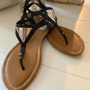 Guess sandals